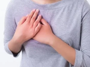 عمل لیفت سینه